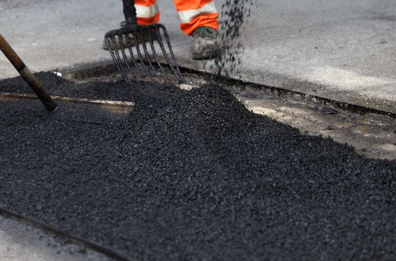 What To Expect During An Asphalt Blacktopping Project